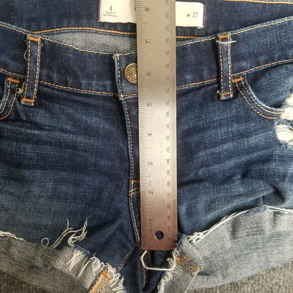 Abercrombie & Fitch Women's Denim Shorts size 4 27 Low Rise Distressed Cut Off - Picture 8 of 12